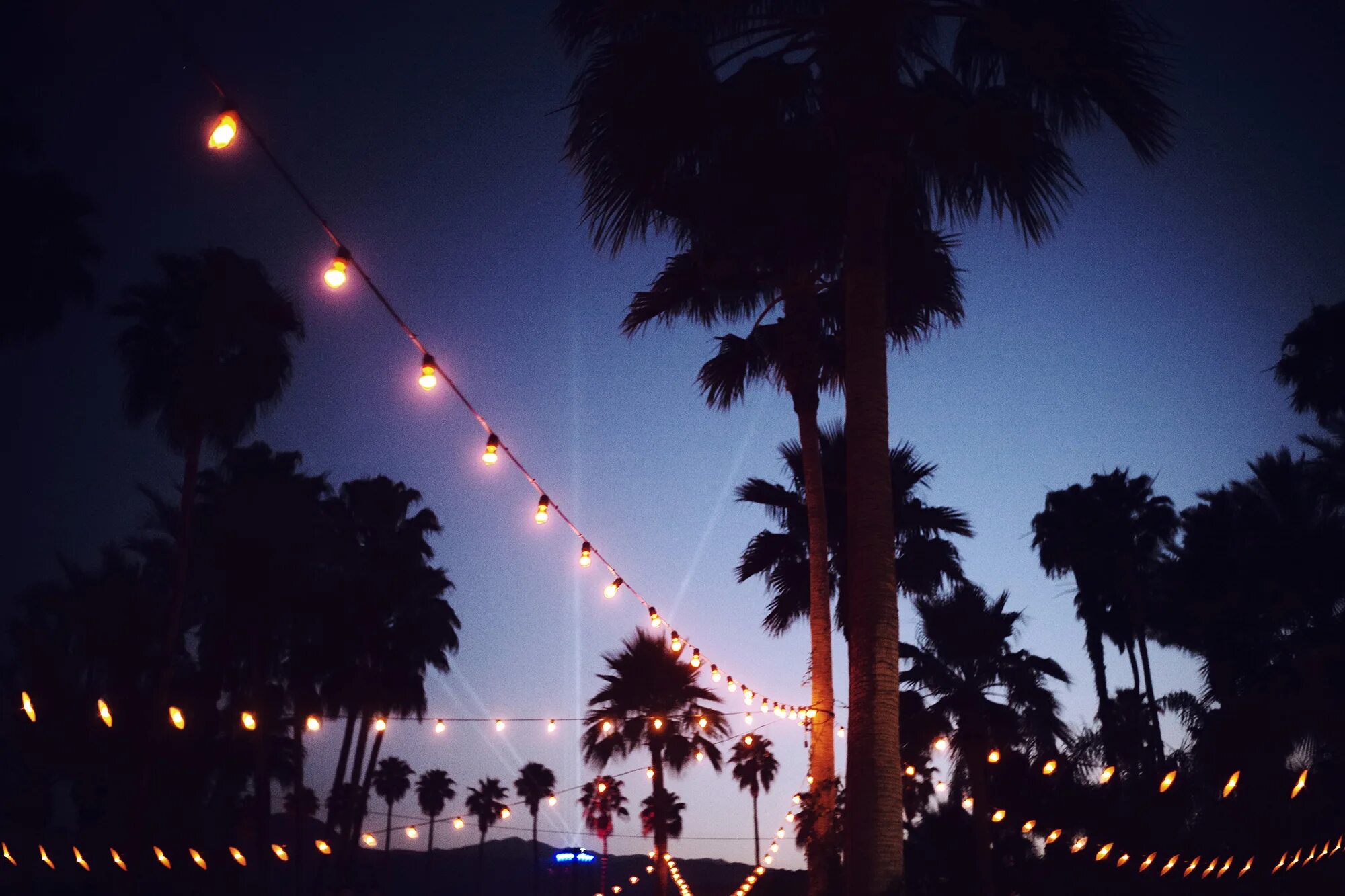 Just seen nights. Звездное небо. Quotes about lights. Гуднайт гиф. Good night картинки прикольные.