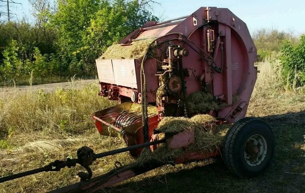 Продам пресс подборщик. Пресс-подборщик ПРФ-145. Пресс подборщик рулонник к т25. Подборщик на пресс рулонник пр 145 с. Пр 145.