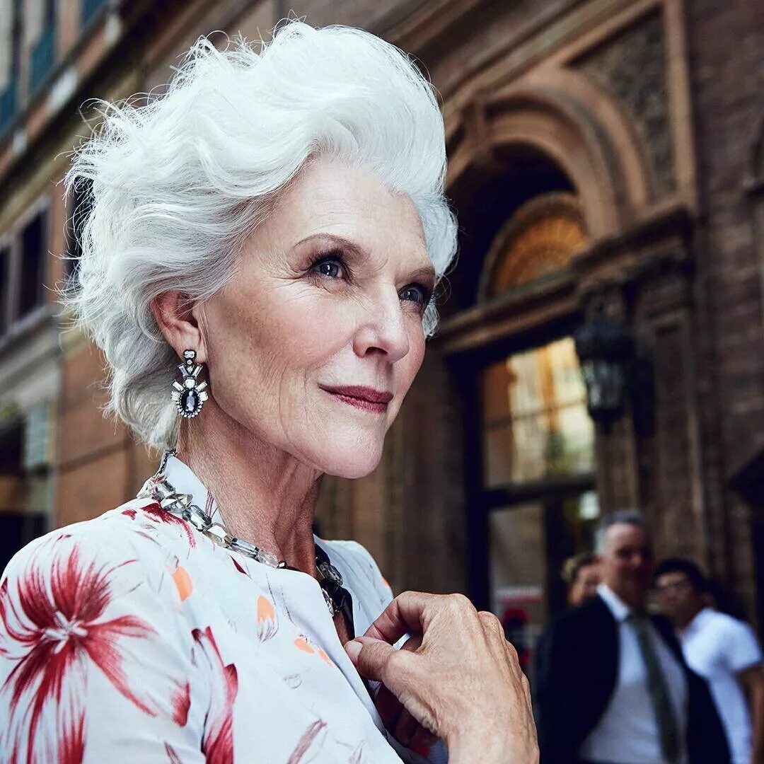 Илон маск мать. Мэй маск модель в молодости. Мэй маск модель. Мэй маск в 50. Мэй маск модель.