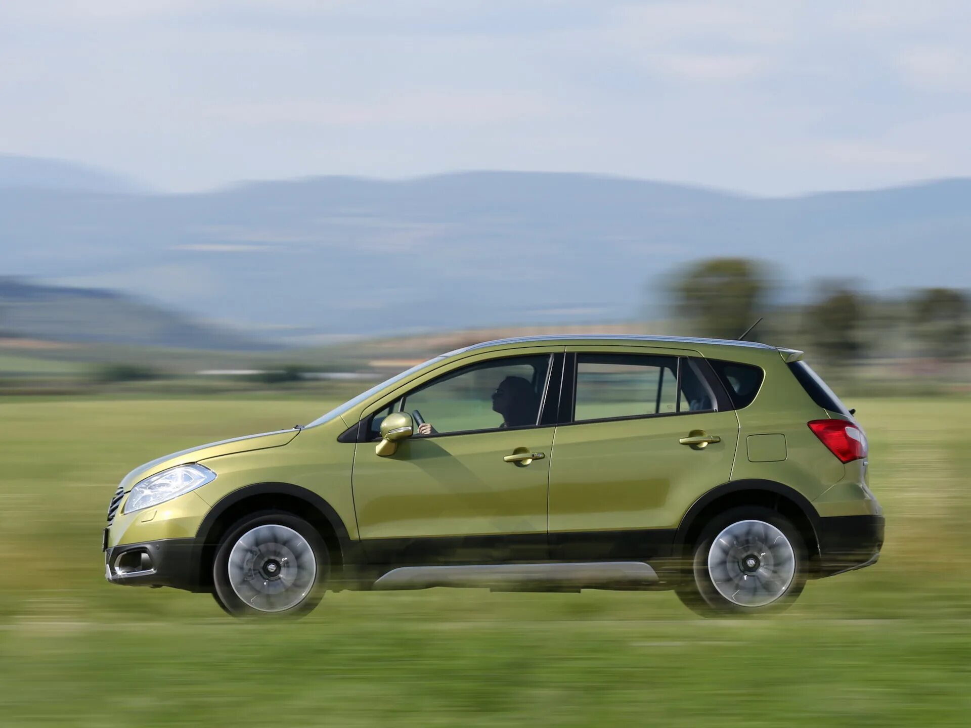 Машины до 700 тысяч рублей. Suzuki sx4 2. Сузуки sx4 WD. Suzuki sx4 s-Cross 2013. Suzuki SX 4 WD.