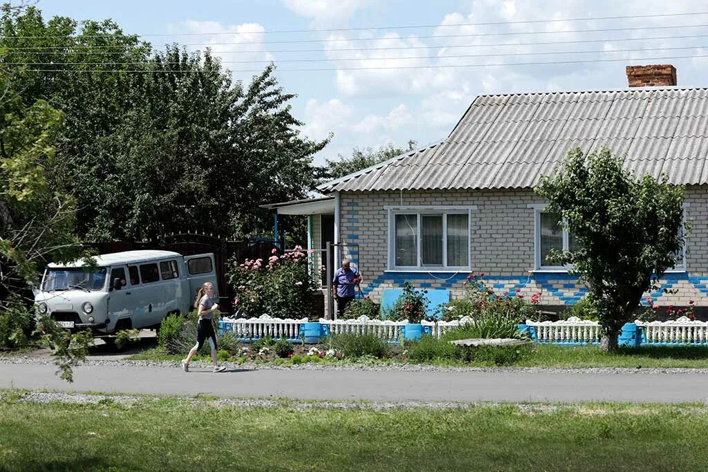 Связь в белгородской области. Хутор белгородцев Каменский район. Село Борисовка Шебекинского района Белгородской области. Хутор Мухин Шебекинский район. Белгородская область Хутор Борисовка.