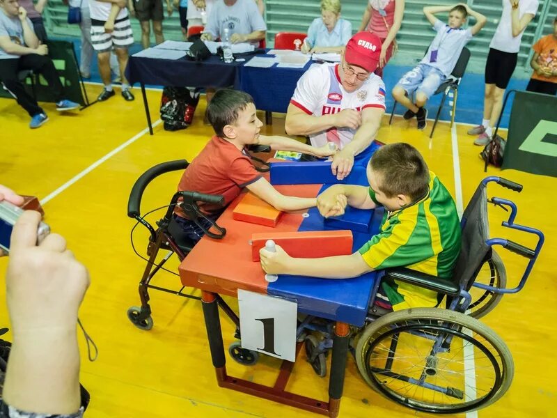 Группа инвалидов пермь. Дети инвалиды. Дети инвалиды в спорте. Соревнования детей инвалидов. Кружки для детей инвалидов.