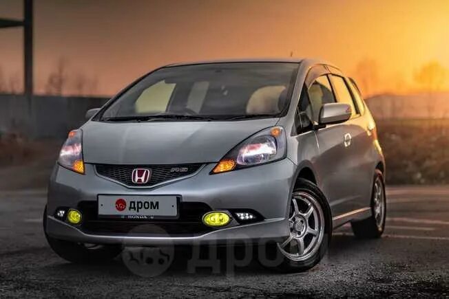 Honda Fit RS 2008. Honda Fit RS 4wd 2008. Хонда автомат праворульная. Фит 4wd 2020 характеристики.