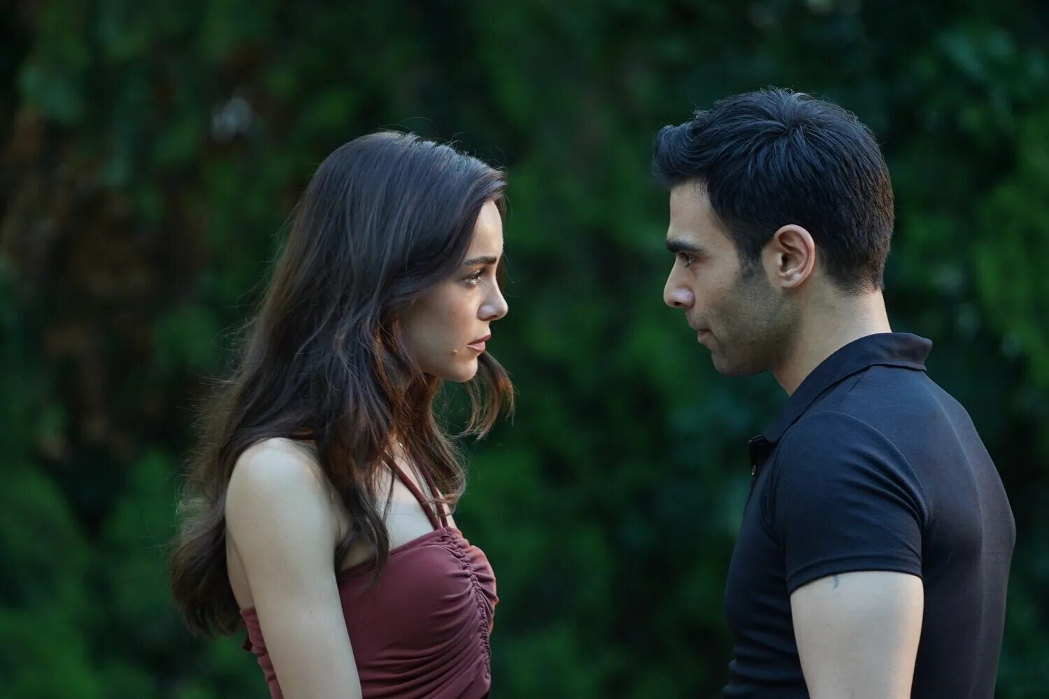 Бурак и хаят. Два незнакомца турецкий дата выхода. Два незнакомца турецкий дата выхода. Сказка на острове сериал 2021. Два незнакомца турецкий дата выхода.