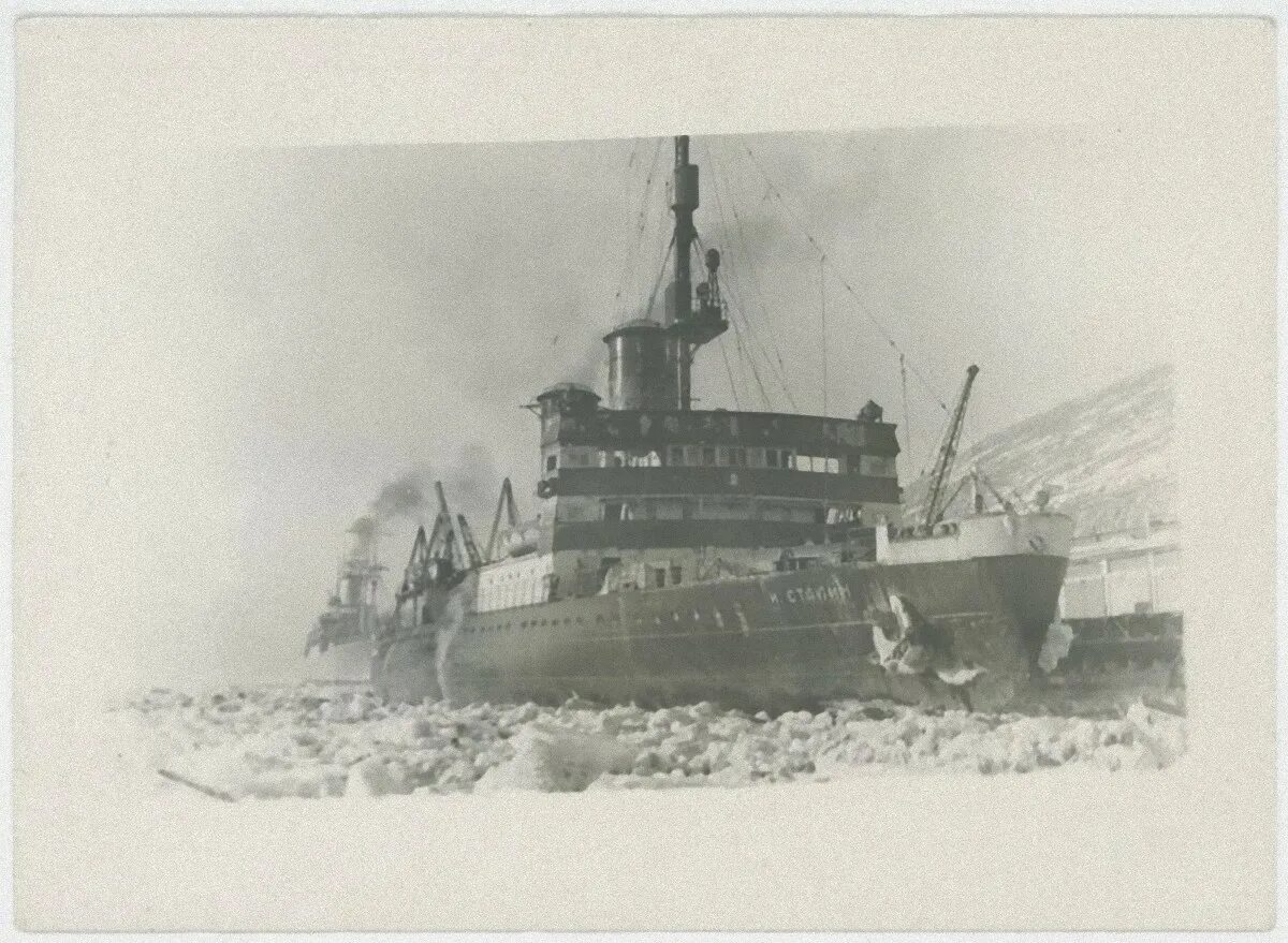 ледокол иосиф сталин 1938-1945 гг. ледокол иосиф сталин. ледокол сталин.