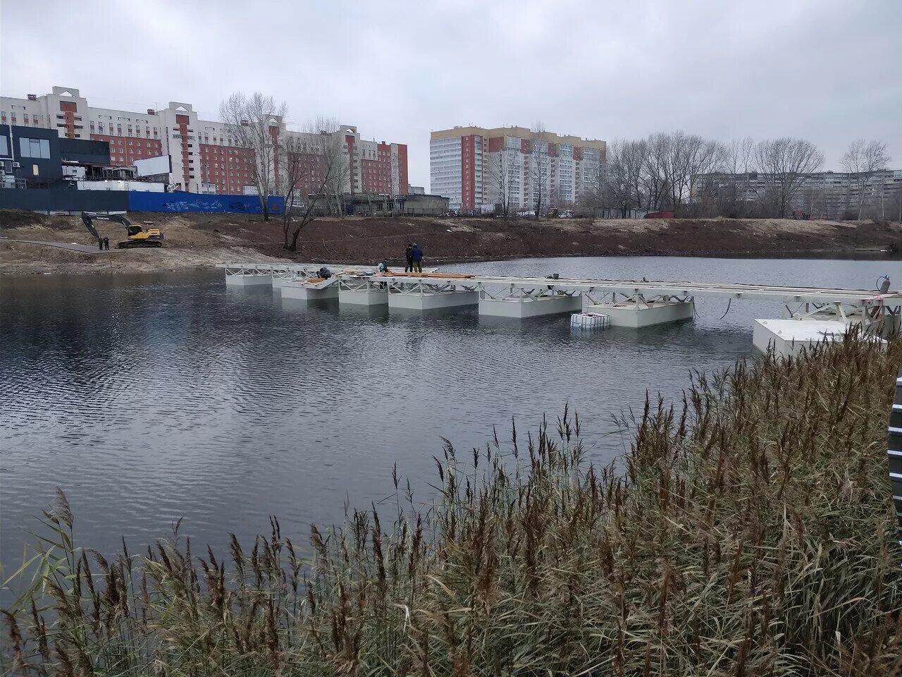 Мещерское озеро отзывы нижний новгород. Мещерское озеро Нижний Новгород. Мост через Мещерское озеро в Нижнем Новгороде. Мещерское озеро (микрорайон). Район Мещерское озеро в Нижнем Новгороде.