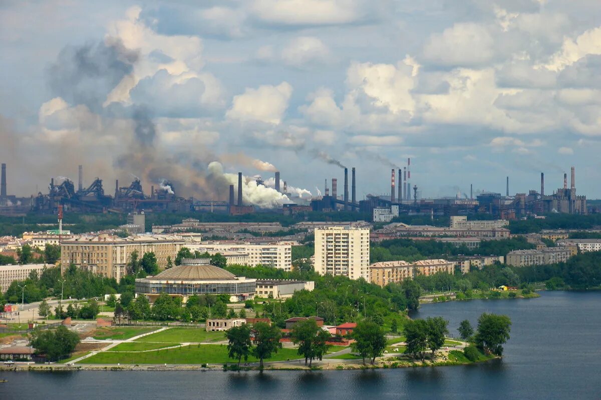 Уральские города возникли в местах. Города Урала Нижний Тагил. Нижний Тагил экология. Город Нижний Тагил Свердловская. Нижний Тагил экология города.