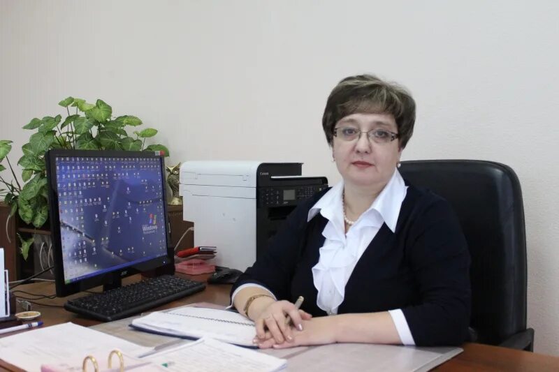 Мку централизованная бухгалтерия. Гороно бухгалтерия телефон. Сотрудники управления образования. Главный бухгалтер управление образования. Департамент дошкольного образования.