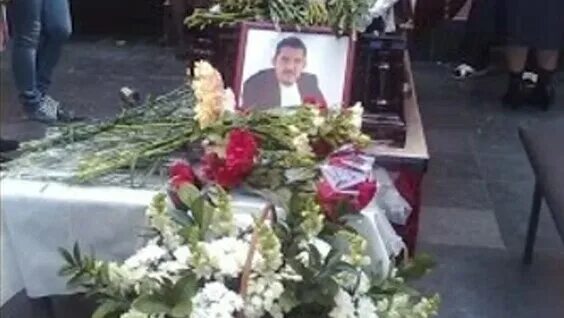 Похороны аркадия кобякова фото. Могила аркадия кобякова. Кобяков похороны. Нижний новгород кладбище кобяков. Похороны аркадия кобякова.