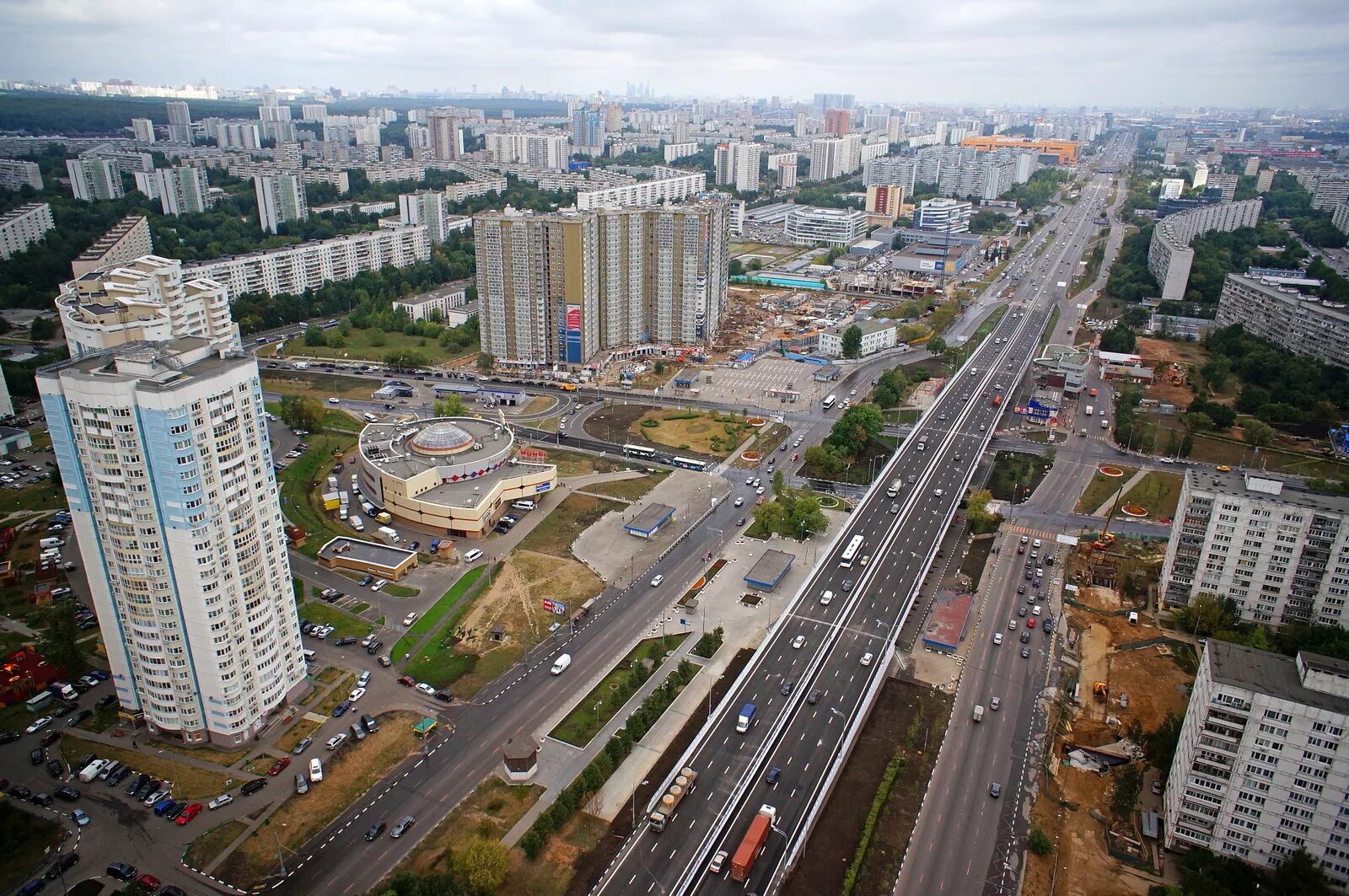 Название самой длинной улицы. Варшавское шоссе. Чертаново Варшавское шоссе. Улица Академика Янгеля, Москва, Варшавское шоссе. Академика Янгеля Варшавское шоссе.