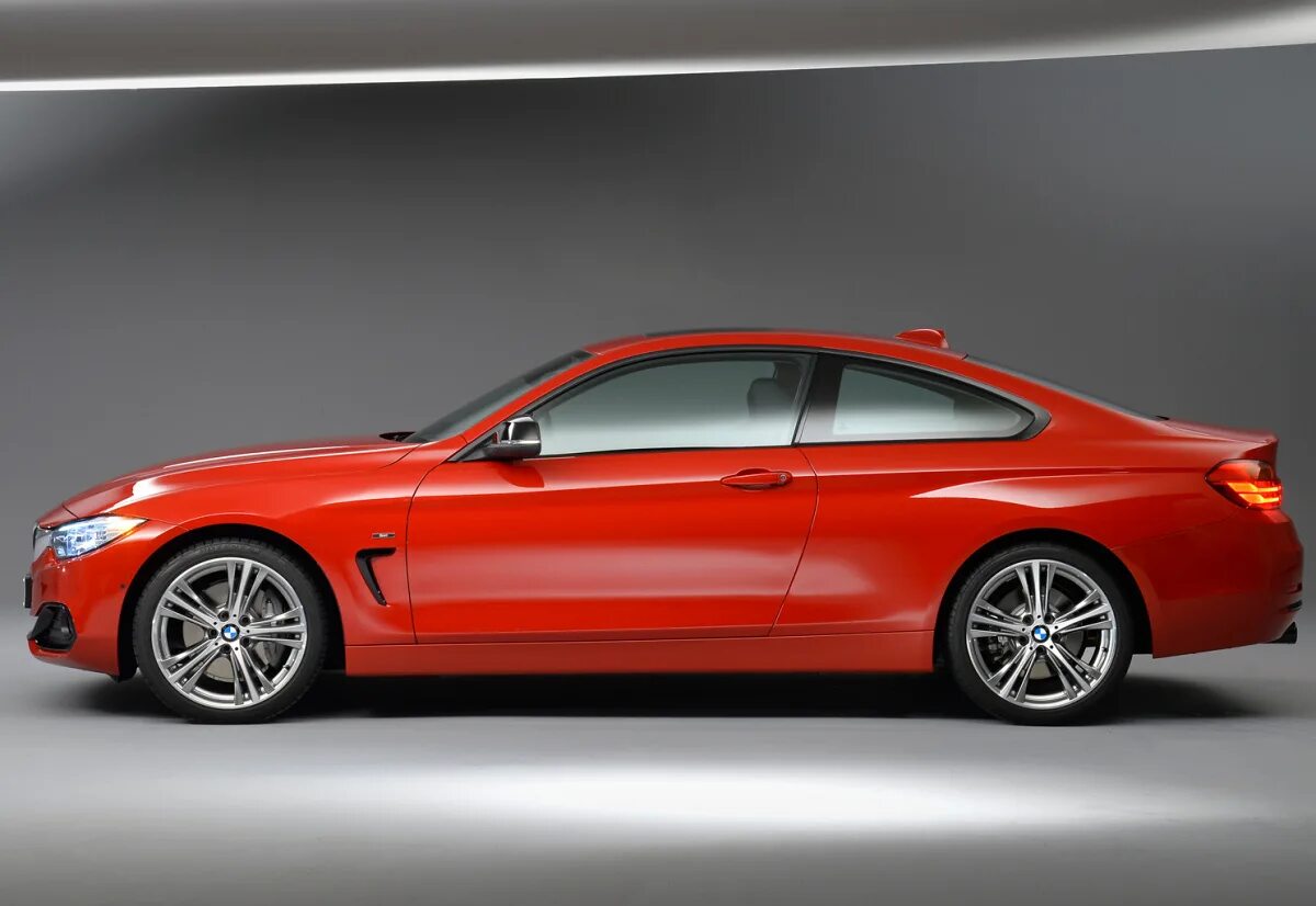 Bmw 4 купить. BMW f32 Coupe. BMW 4 Coupe. BMW_4_Series_f32_Coupe_2014.