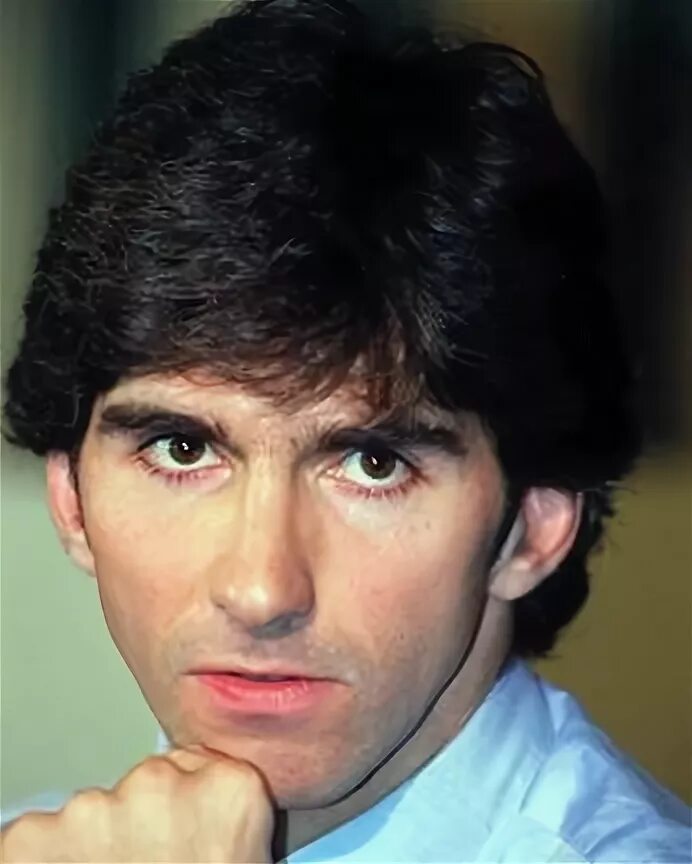 Артист 4 буквы. Уиллем дефо актер в молодости. Артист 4 буквы. Микки рурк. Стив ривз (steve reeves).