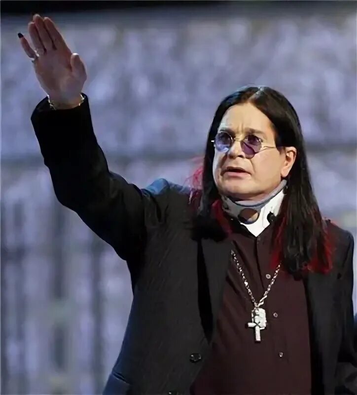 Ozzy osbourne. Известный певец осборн 4 буквы. Оззи осборн. Оззи осборн сейчас. Звезда оззи осборна на аллее славы.