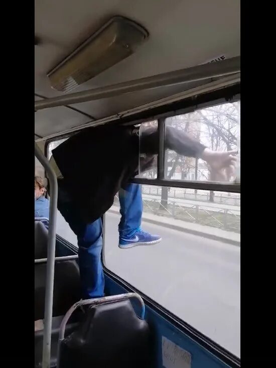 В подмосковье пассажир отказался платить за проезд