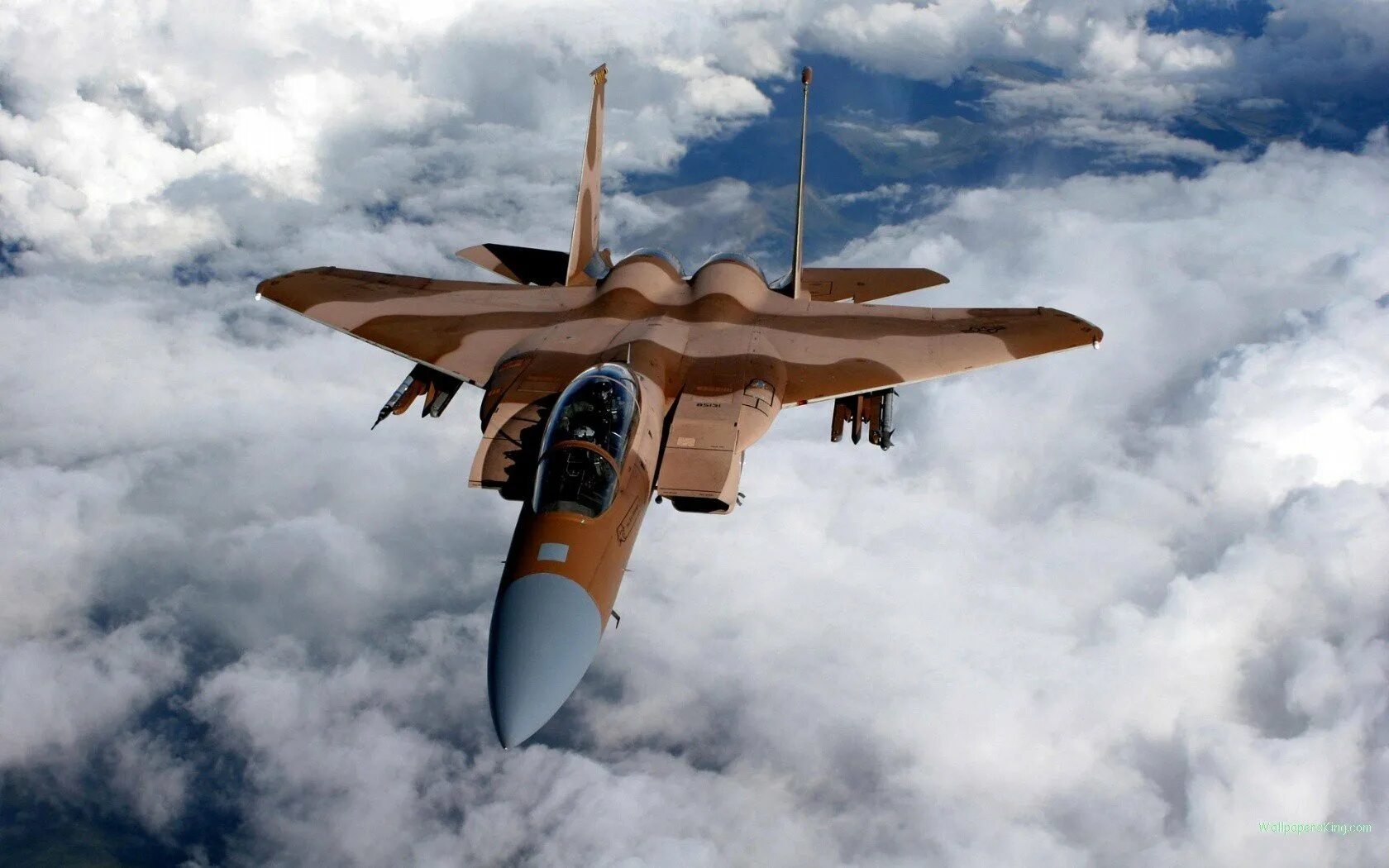 Сегодня летал истребитель. Макдоннел-Дуглас f-15 игл. F 15 истребитель. F 15 Eagle истребитель. F-15 Aggressor.