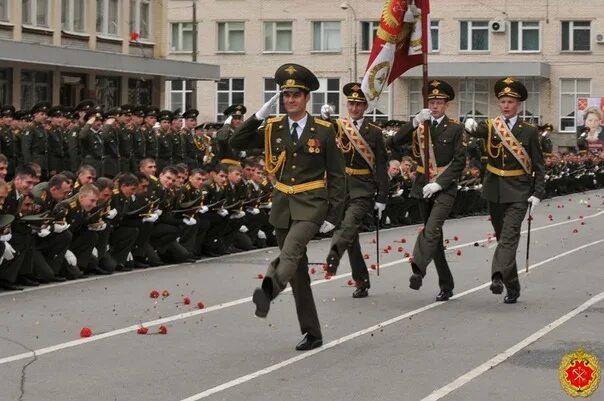 Виту санкт петербург сайт. Училище ВВ МВД РФ Санкт Петербург. Северо-кавказский военный институт внутренних войск МВД РФ. СПВИ институт ВВ МВД 2002. Северо-кавказский институт внутренних войск МВД Владикавказ.