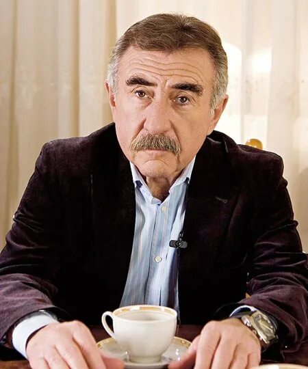 каневский жив