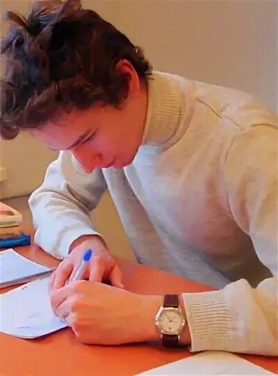 особенности психики левши. праворукие и леворукие люди. изучение правши и левши. левши знаменитости барак обама. левша лучше правши.