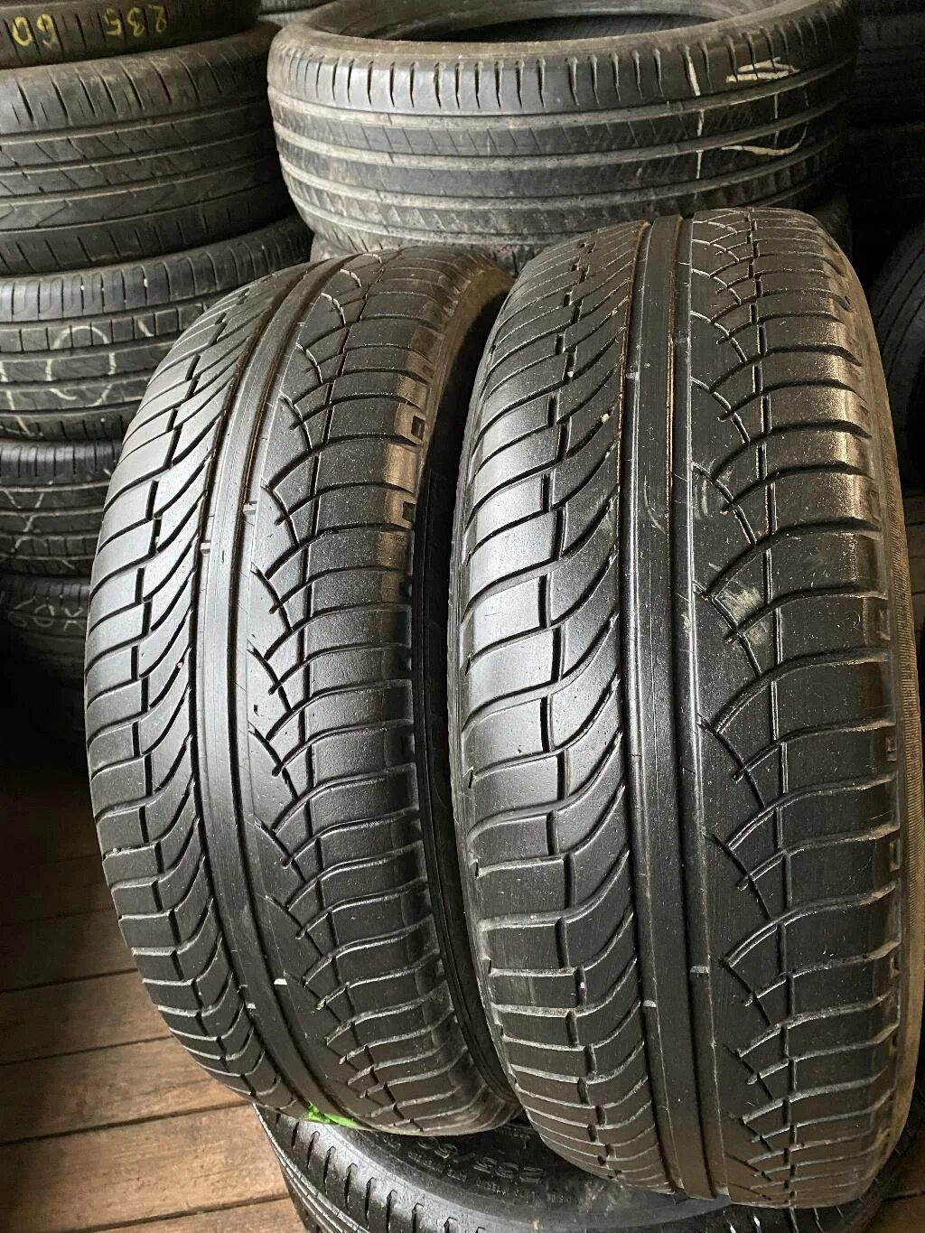 Michelin latitude r17. Michelin Diamaris 235/65 r17. 235 65 17 Мишлен Латитуд. Michelin MXL 235 65 17. 235 65 17 104v Michelin Latitude Diamaris.