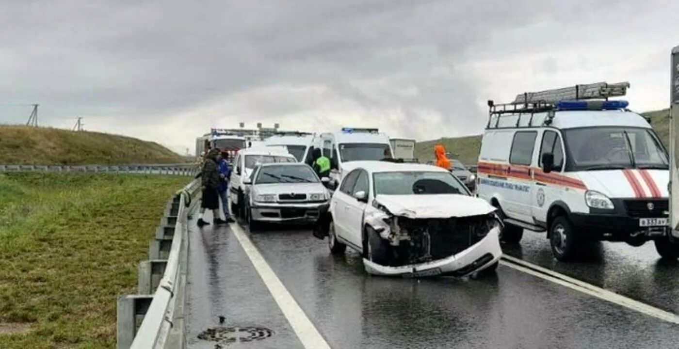 113 км автомобильной дороги таврида. Симферополь таврида трасса. Дтп на трассе таврида 11. Трасса на крымский мост. Таврида грузовик.
