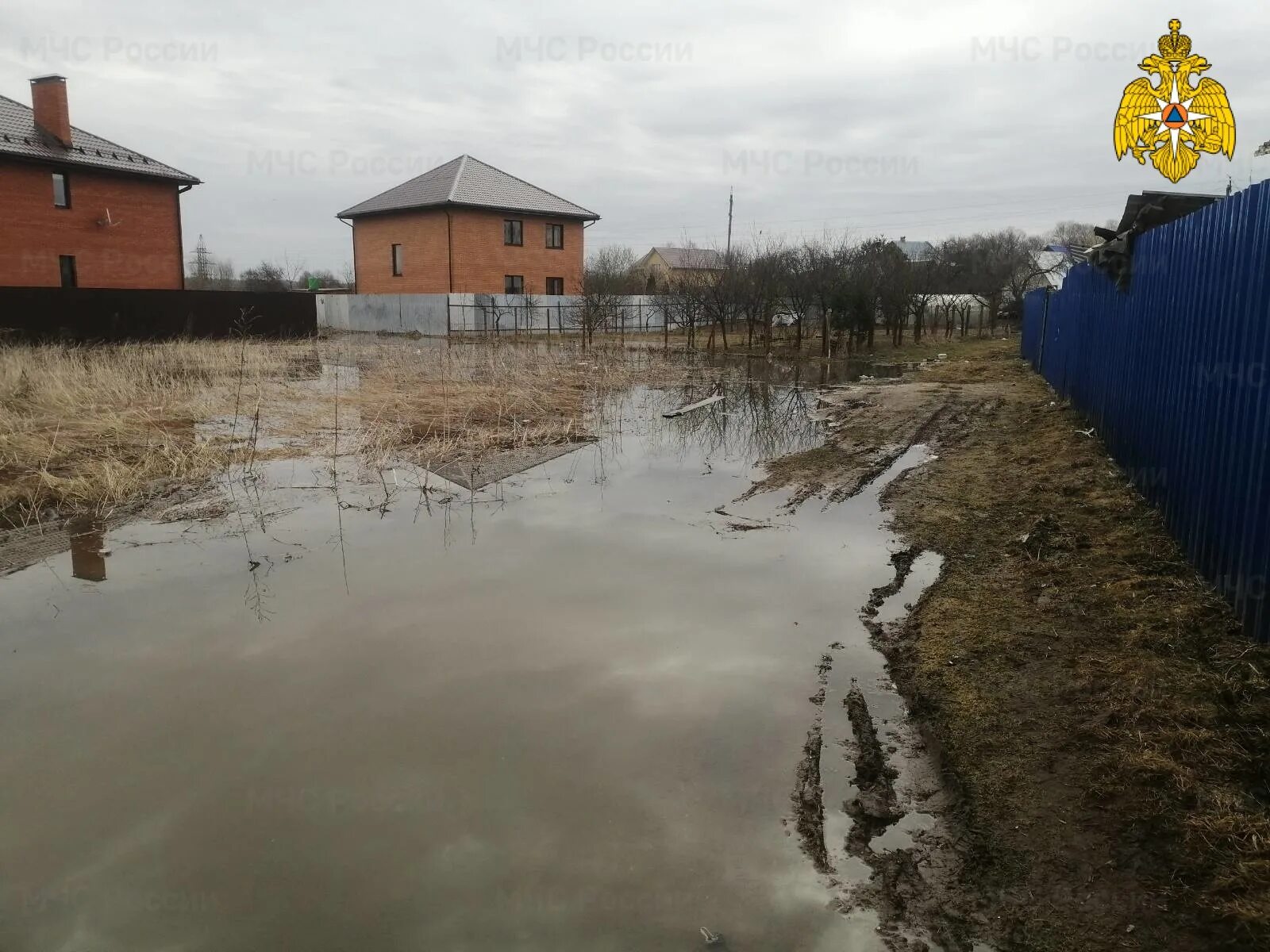 Уровень воды в реке угра. Паводок Обнинск 2022. СНТ Протва Обнинск затопление. СНТ Нептун Обнинск. Разлив Протвы в Обнинске 2022.