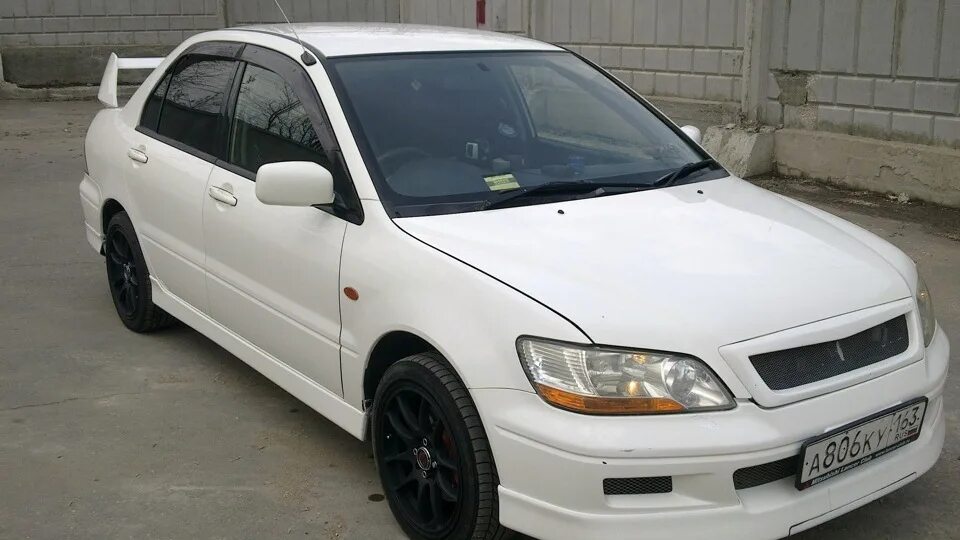 Митсубиси цедия купить. Mitsubishi Lancer Cedia. Lancer Cedia 2002. Митсубиси Лансер цедия 2002. Mitsubishi Lancer Cedia 2002.