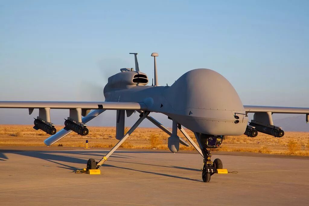 General atomics mq-1c gray eagle. Бпла predator mq-9. C бпла. Mq-4c triton uav. Бпла mq-27a.