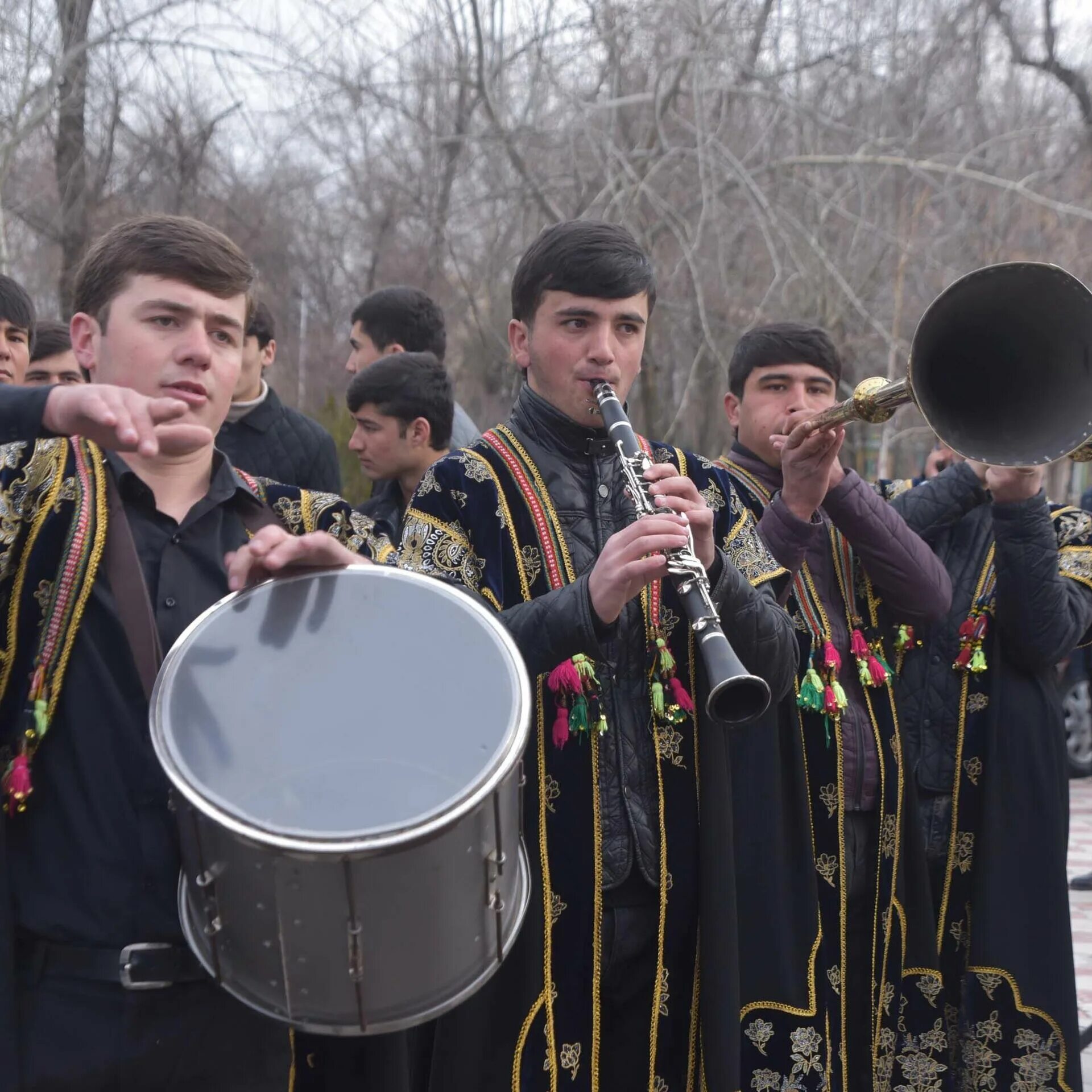 Праздники в марте в таджикистане. Навруз. Навруз в Таджикистане. Праздники Таджикистана. Сада праздник таджиков.