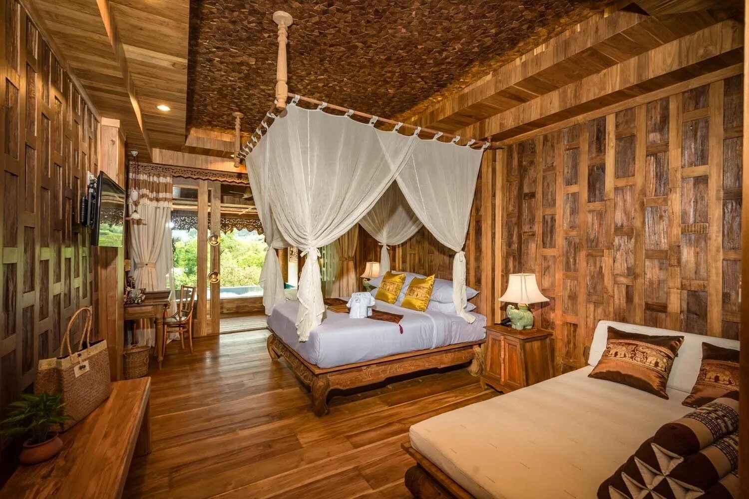 Santhiya tree resort. Santhiya koh chang. santhiya tree koh chang resort. annika koh chang (ex. ramayana koh chang). santhiya tree koh chang resort номер люкс с бассейном.