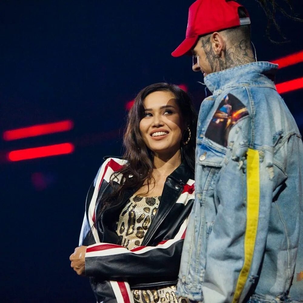 Назима один шаг. Назима жанибекова. Назима певица. Назима блэк стар. Назима один шаг.