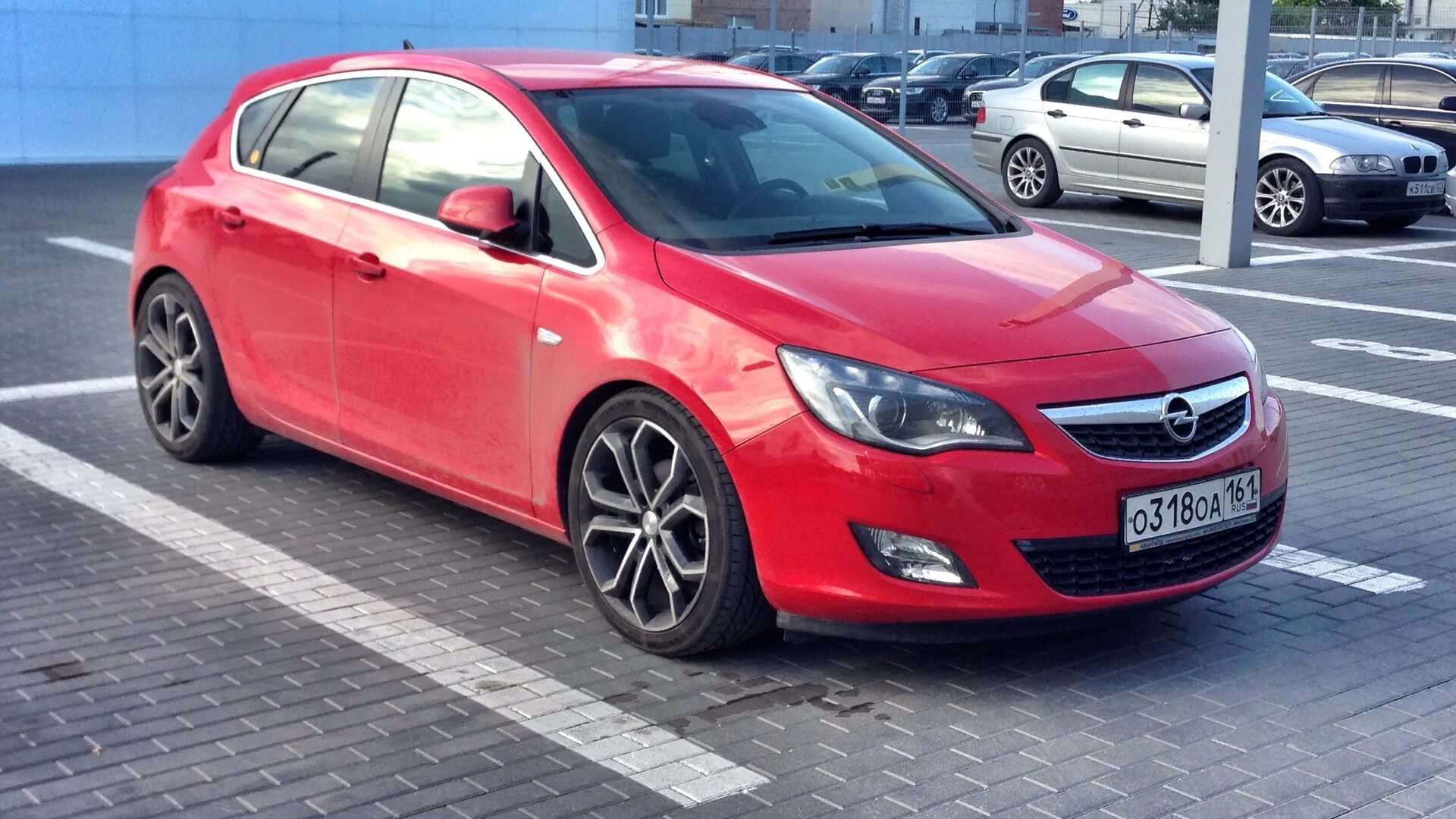 Опель купить уфа. Opel Astra 1.6 Turbo. Opel Astra j 1.4 Turbo. Opel Astra j 1.6.