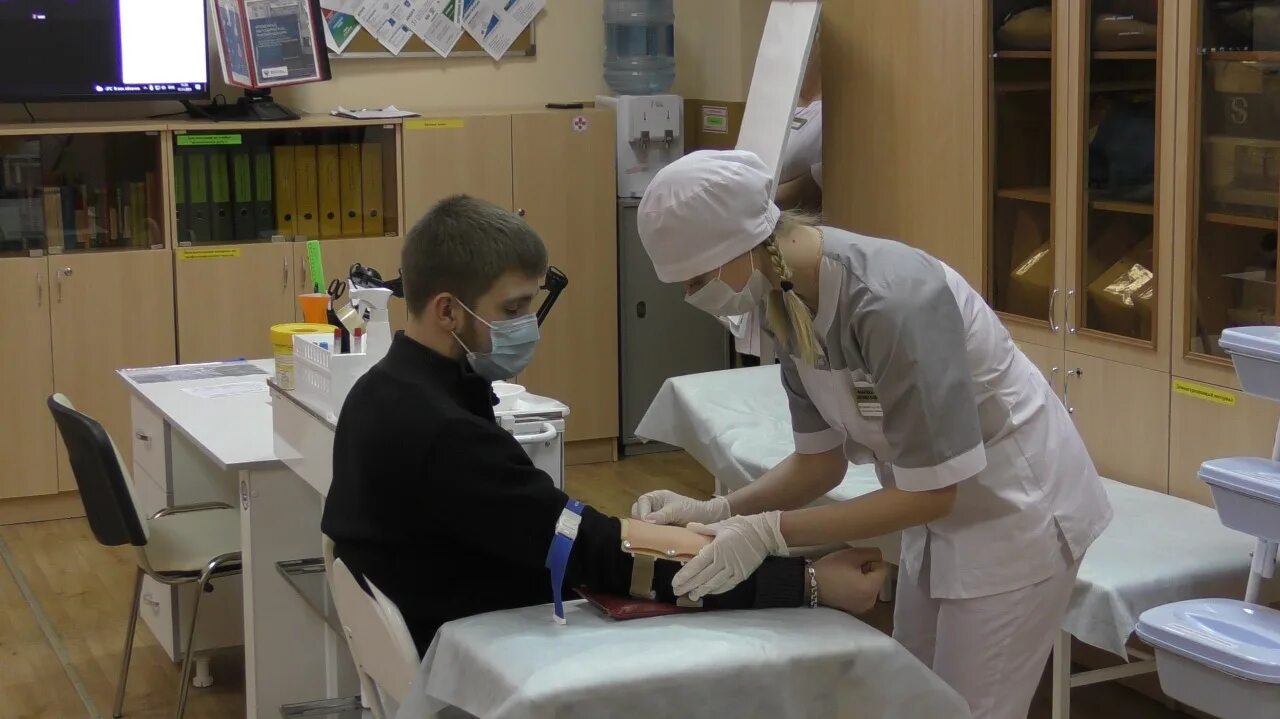 Поступление в колледжи 2025. Липецкое медицинское училище. дмитровский медицинский колледж 2025.