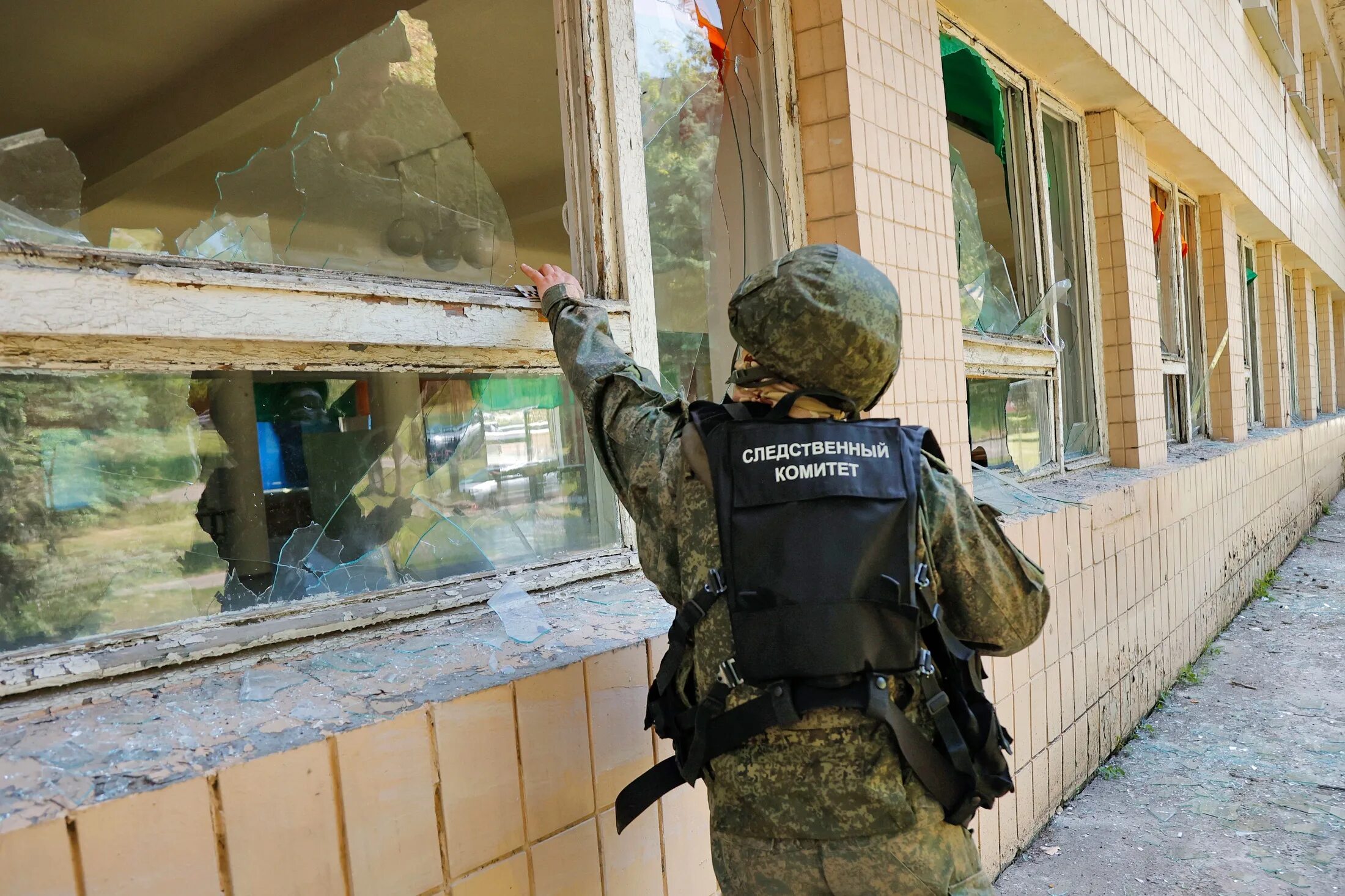 Нападение всу сегодня. Украинские войска обстреляли Петровский район Донецка.