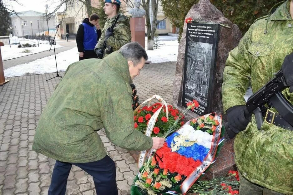 Россия 24 память. Картинки мероприятие встреча с афганцами. Встреча с афганцами в школе. Фото 15 февраля день вывода войск из Афганистана.