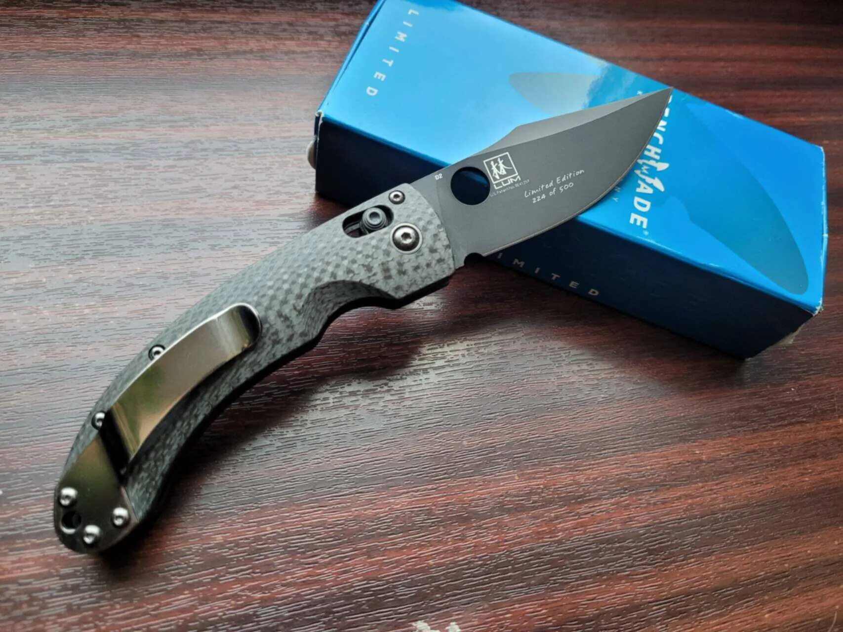 Benchmade Mini Onslaught 746. Benchmade 746 Onslaught. Benchmade 273bk-2201 shot show. Коробка бенчмейд Багаут черный.