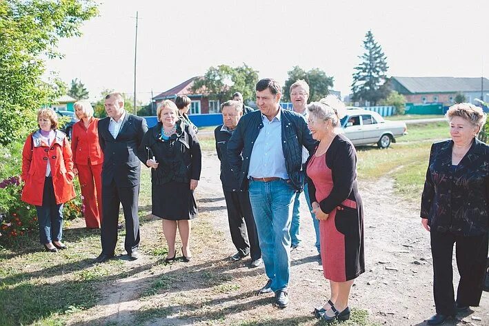 Подслушано в шербакуле вконтакте. Шербакуль. Шербакуль Омская. Шербакуль Омская область фото. Шербакуль площадь.