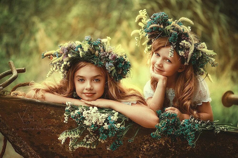 Художественная обработка детских фото. Сказка это в литературе. Сказка обработка. Сказочная обработка в фотошопе. Художественный коллаж в фотошопе.