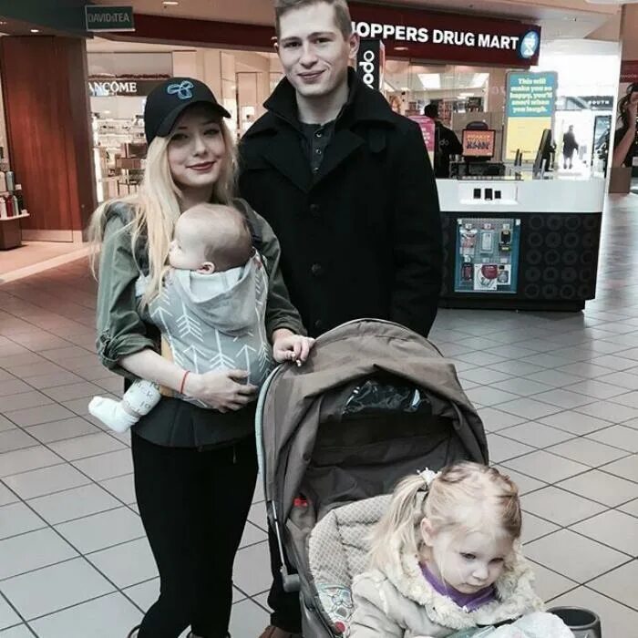 Беременна в 16 судьбы после проекта. Стали родителями. беременна в 16 после проекта. дети из беременна в 16 сейчас. беременна в 16 герои.