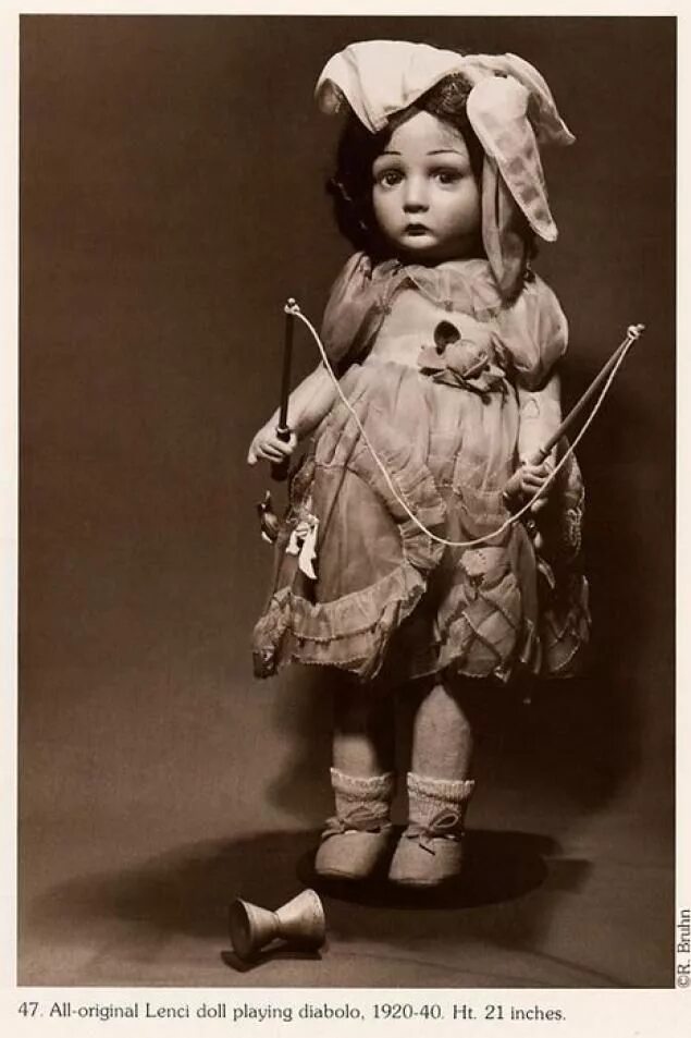 Старая куколка. Старинные куклы. Куклы старинные и Антикварные. Старинные итальянские куклы. Итальянские Антикварные куклы.