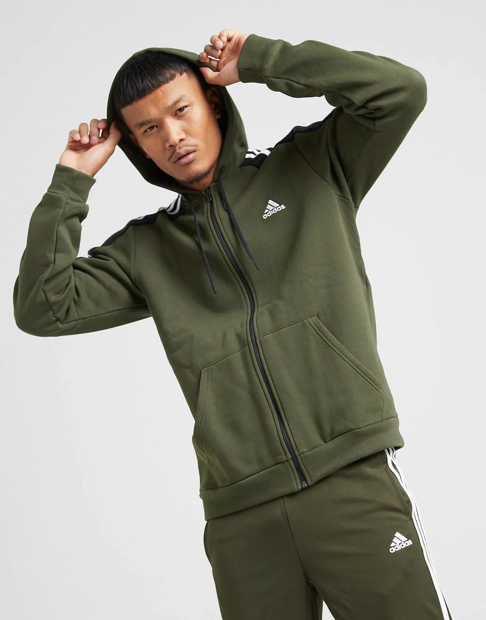 Adidas Hoodie хаки. Худи adidas Originals хаки. Adidas Sportswear Forest Green. Костюм адидас хаки мужской. Адидас хаки