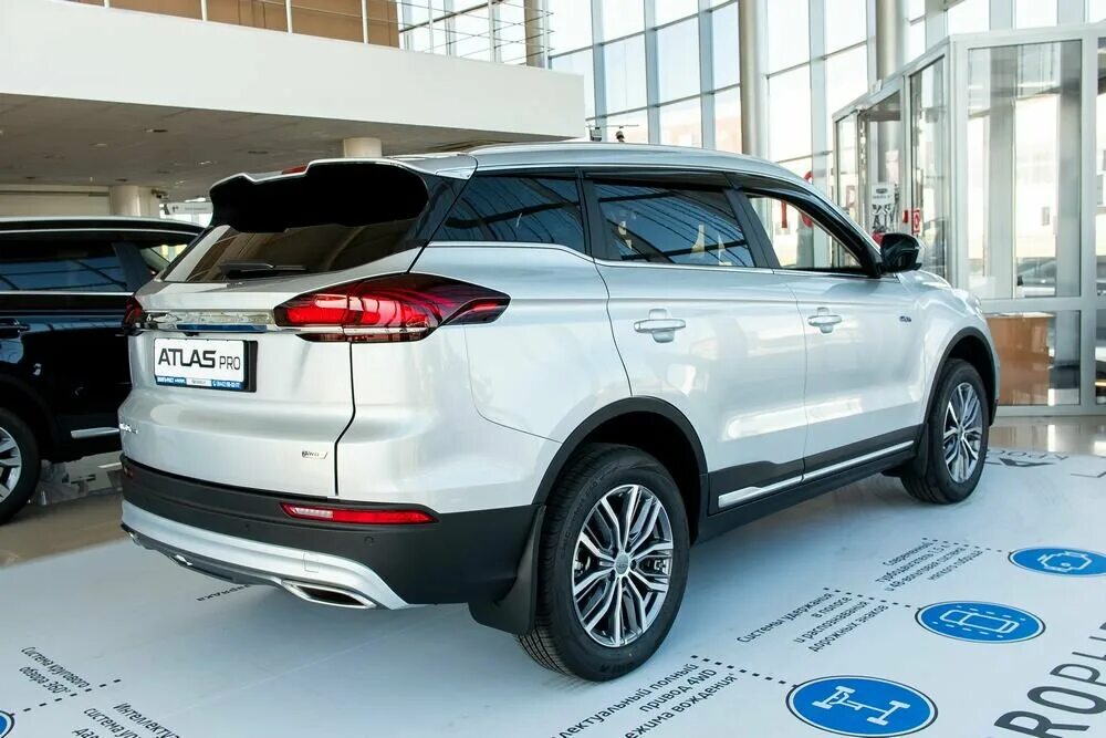 Джили атлас про 2023 полный привод. Geely Atlas Pro 2022. Geely Atlas Pro 2023. Atlas Pro 2022. Geely Atlas Pro flagship+.