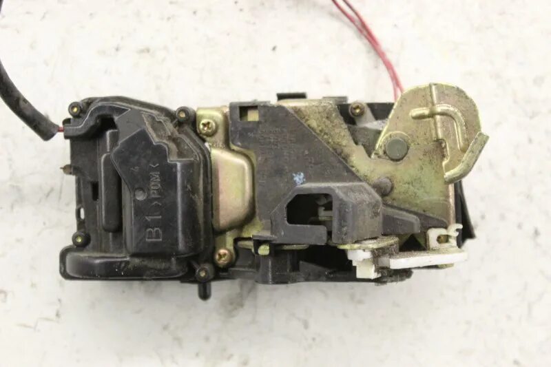 мазда фамилия замок двери. мазда фэмили замок на дверь. замок водительской двери мазда фамилия. мазда фамилия замок двери. мазда фэмили замок на дверь.