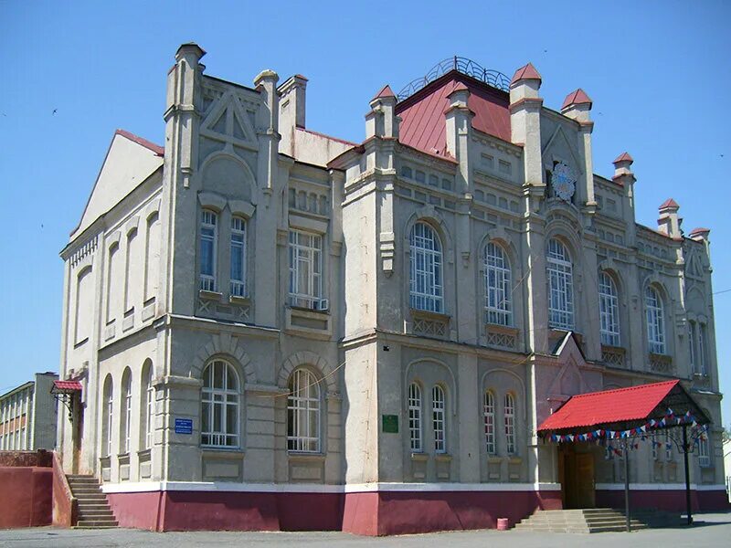 гимназия им энгельса грайворон. школа им ю а гагарина энгельс. православная школа энгельс. школа имени энгельса. гимназия 1 челябинск.