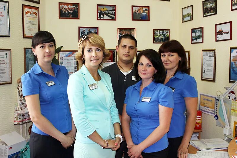 Марина город вязьма аптека. Магазин автозапчастей. Вязьма работа свежие вакансии авито. Работа в вязьме свежие вакансии для женщин. Торговый центр акросоп вязьма.