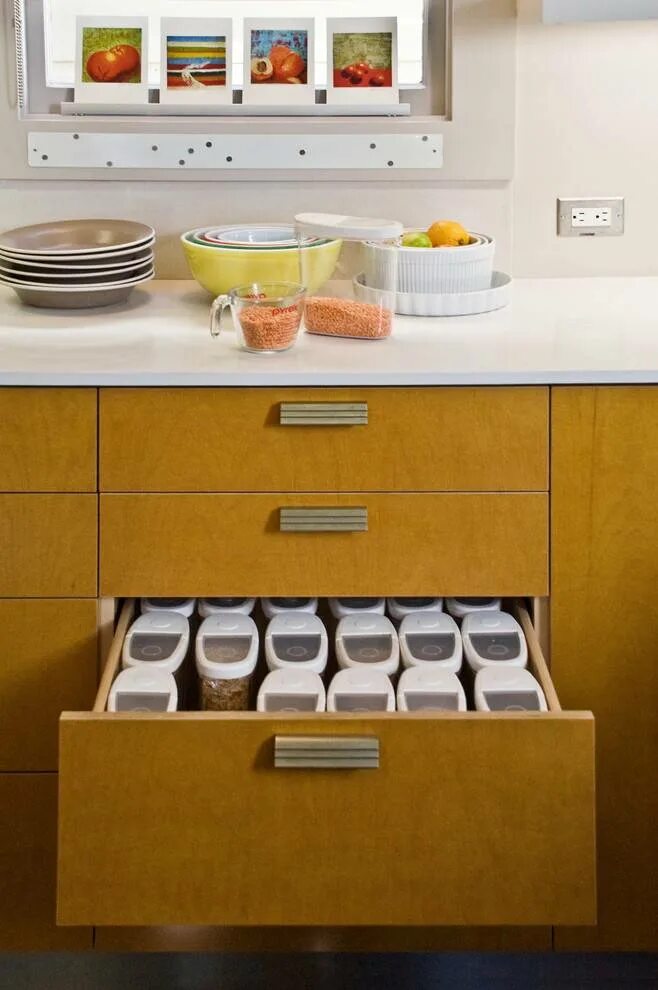 Удобные ящики для кухни. Хранение в ящиках на кухне. Организация пространства на кухне. Организовать порядок на кухне.