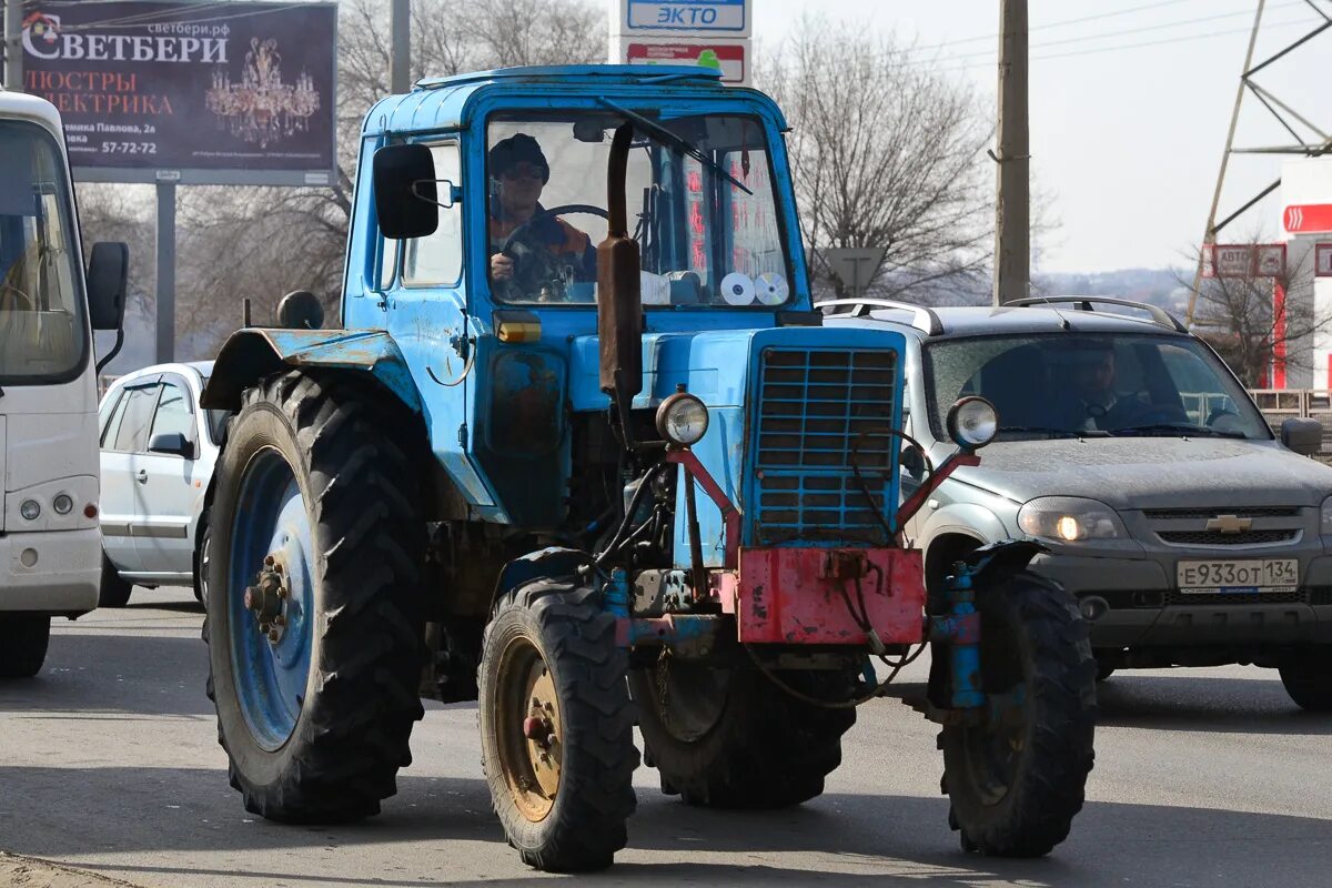 Куплю мтз в волгоградской. МТЗ-80 трактор. МТЗ 80 заводской. МТЗ 80 1990. Трактор МТЗ 80 82.