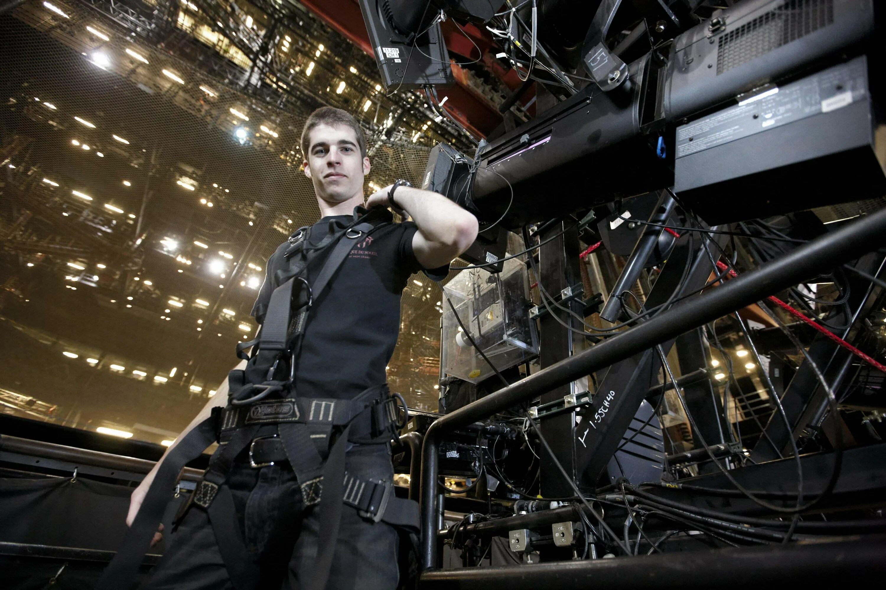 Show engineering. Advanced engineering & mechanical integrity. Technological practice. Show engineering. Шум (электроника).