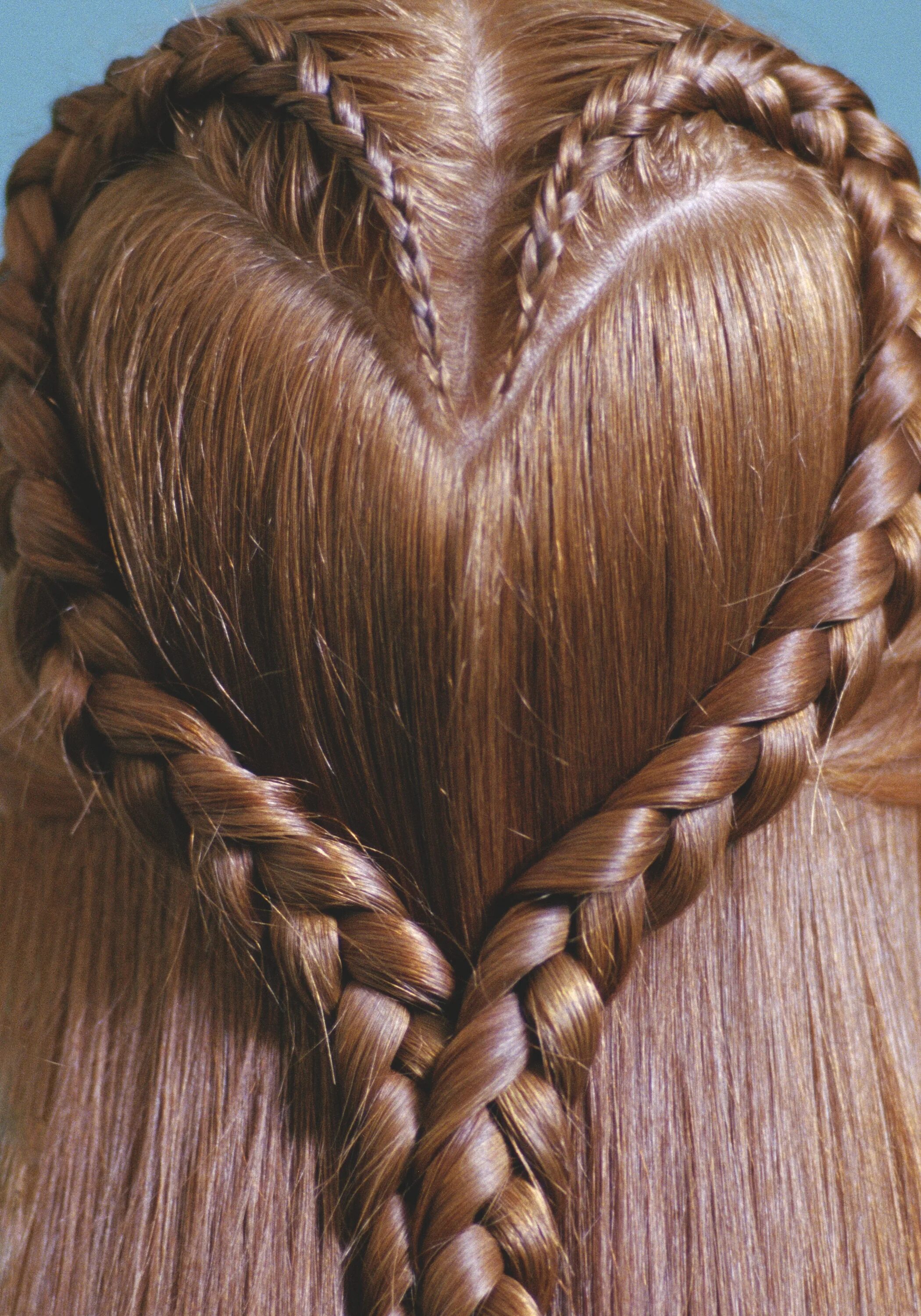 косички брейды с канекалоном. косы плетение прически. косичкина короткие волосы. прическа с косичками для девочки на средние волосы. какие волосы можно заплетать.