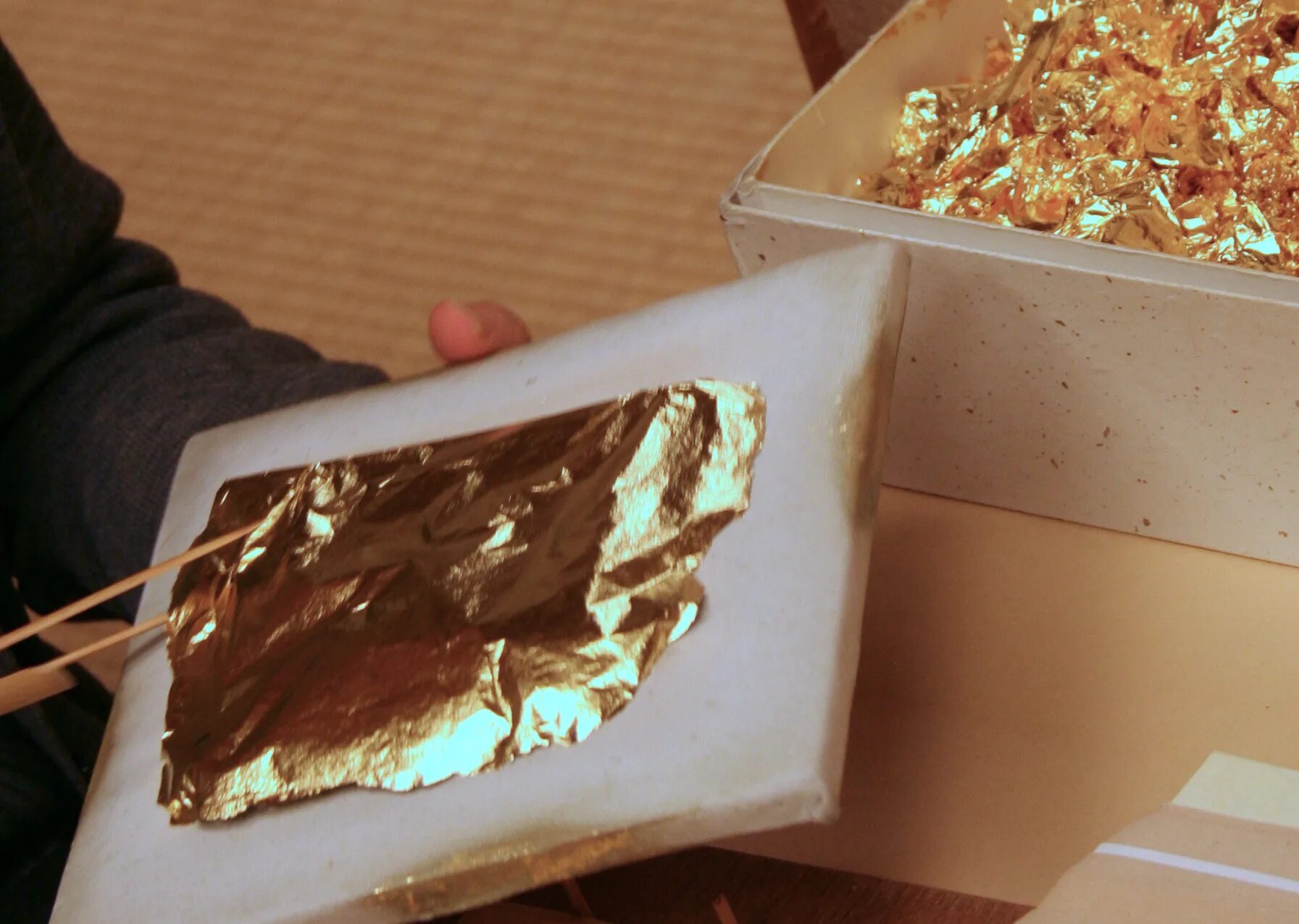 Золото / aurum (au). Физические свойства золота фото. Коллоид золота. Самородок золота. Gold b2.
