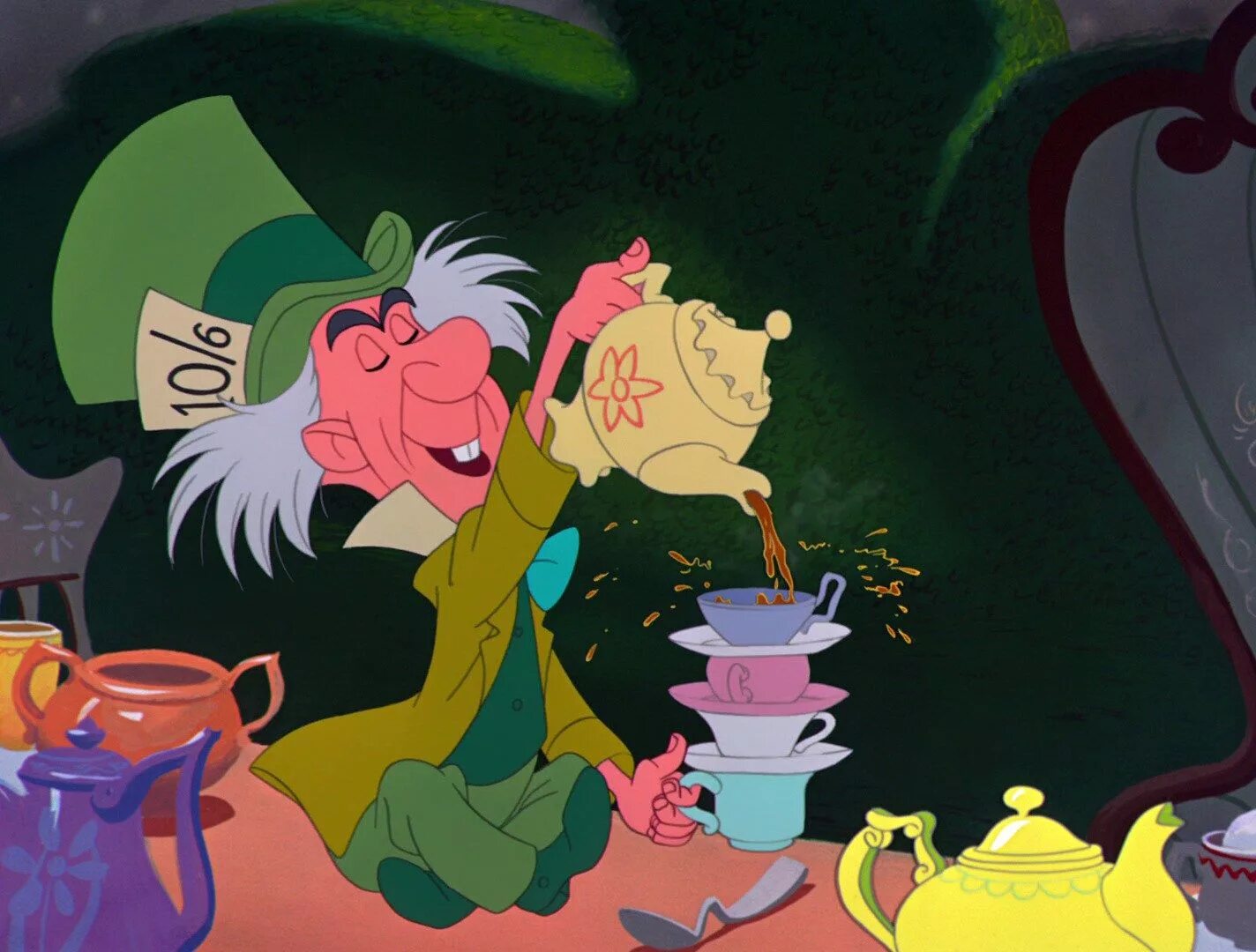 Безумный Шляпник Дисней. Алиса в стране чудес 1951 Шляпник. Алиса в стране чудес Дисней чаепитие.